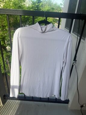 Women's Long Sleeve White Turtleneck Top